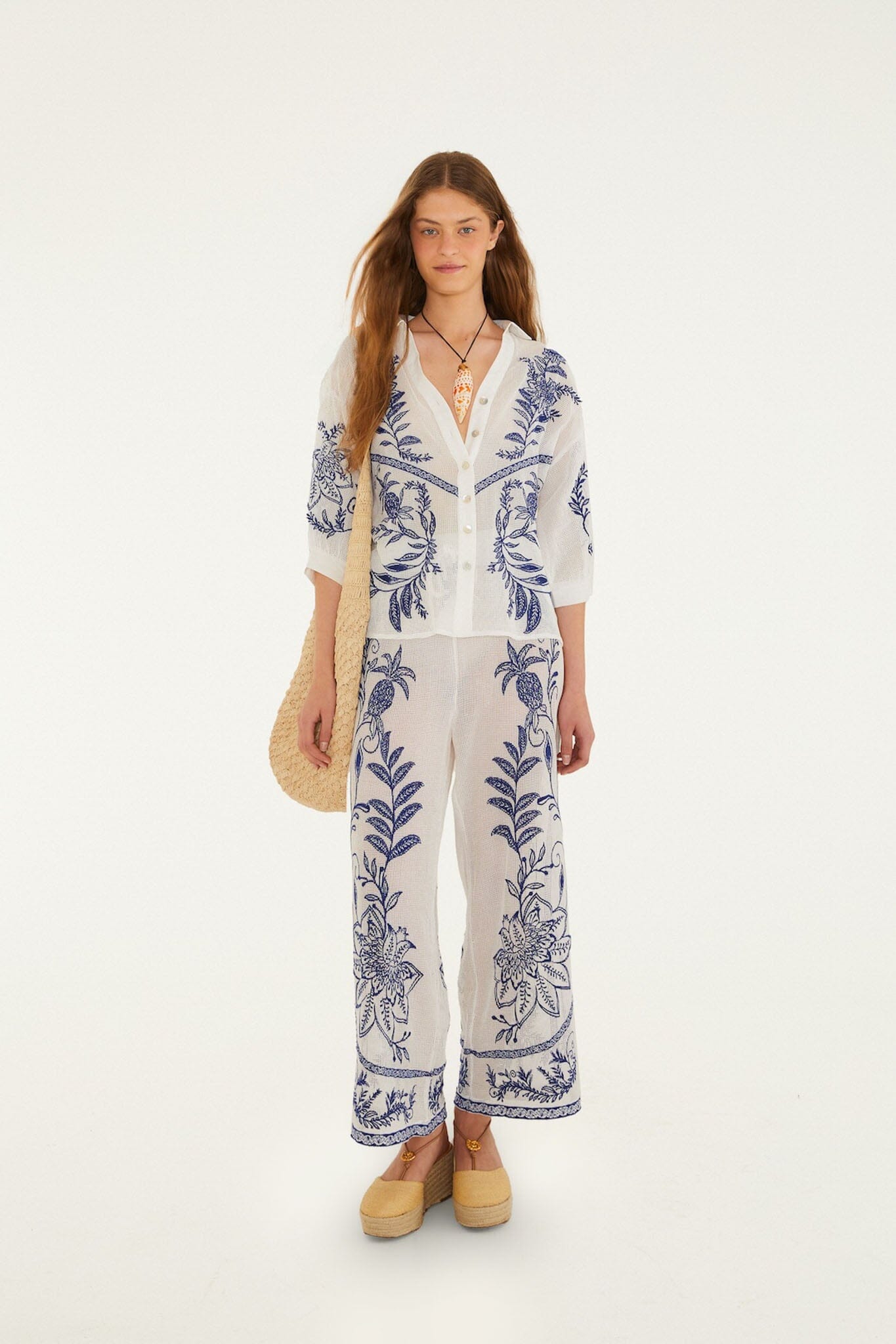 FARM Rio Shop Off-White Nina Embroidery Blouse