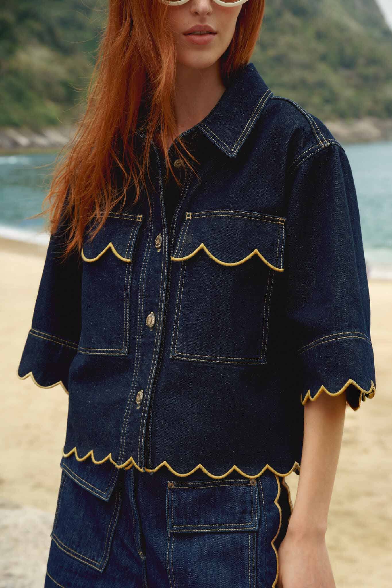 FARM Rio Shop Dark Denim Wavy Hem Short Sleeve Shirt
