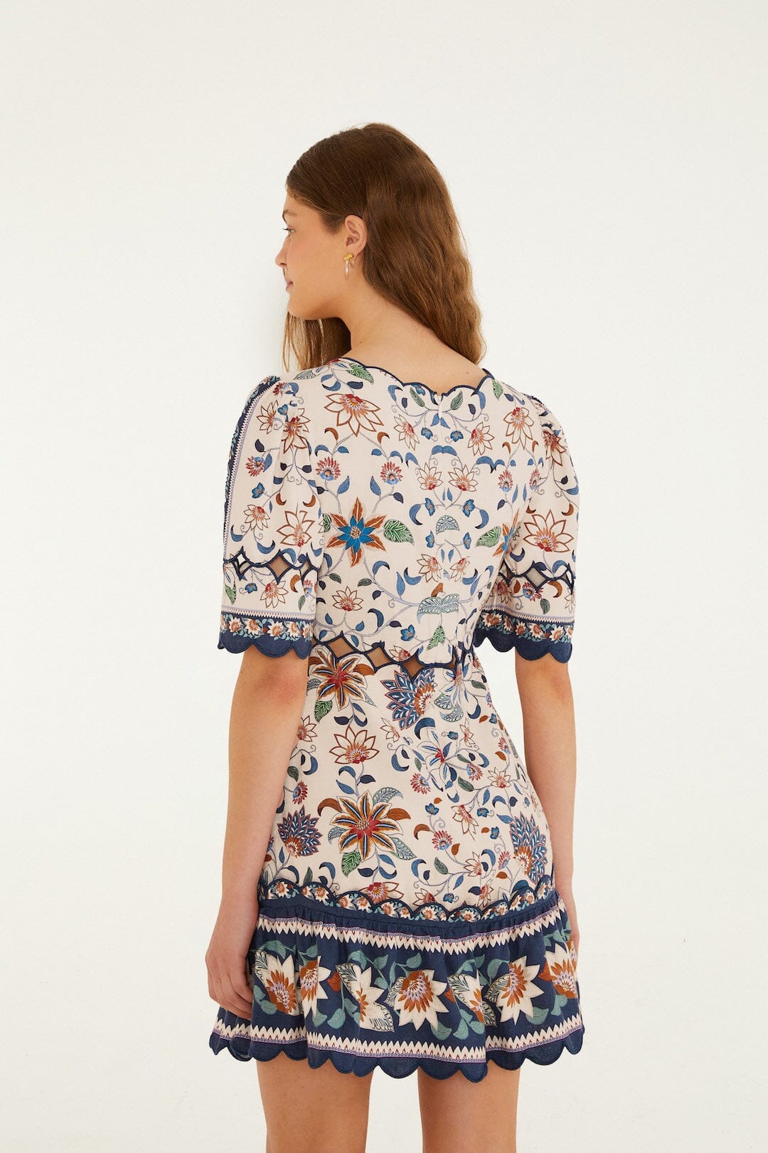 FARM Rio Shop Pink Floral Delhi Tapestry Scallop Cut-Out Mini Dress
