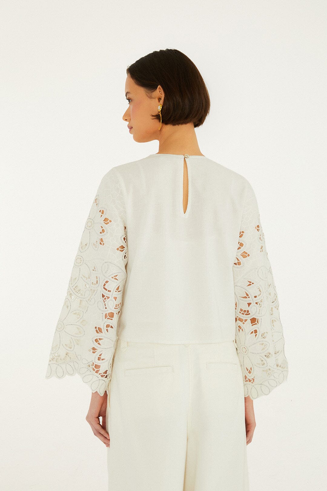 FARM Rio Shop Off-White Flowers Richelieu Long Sleeve Blouse