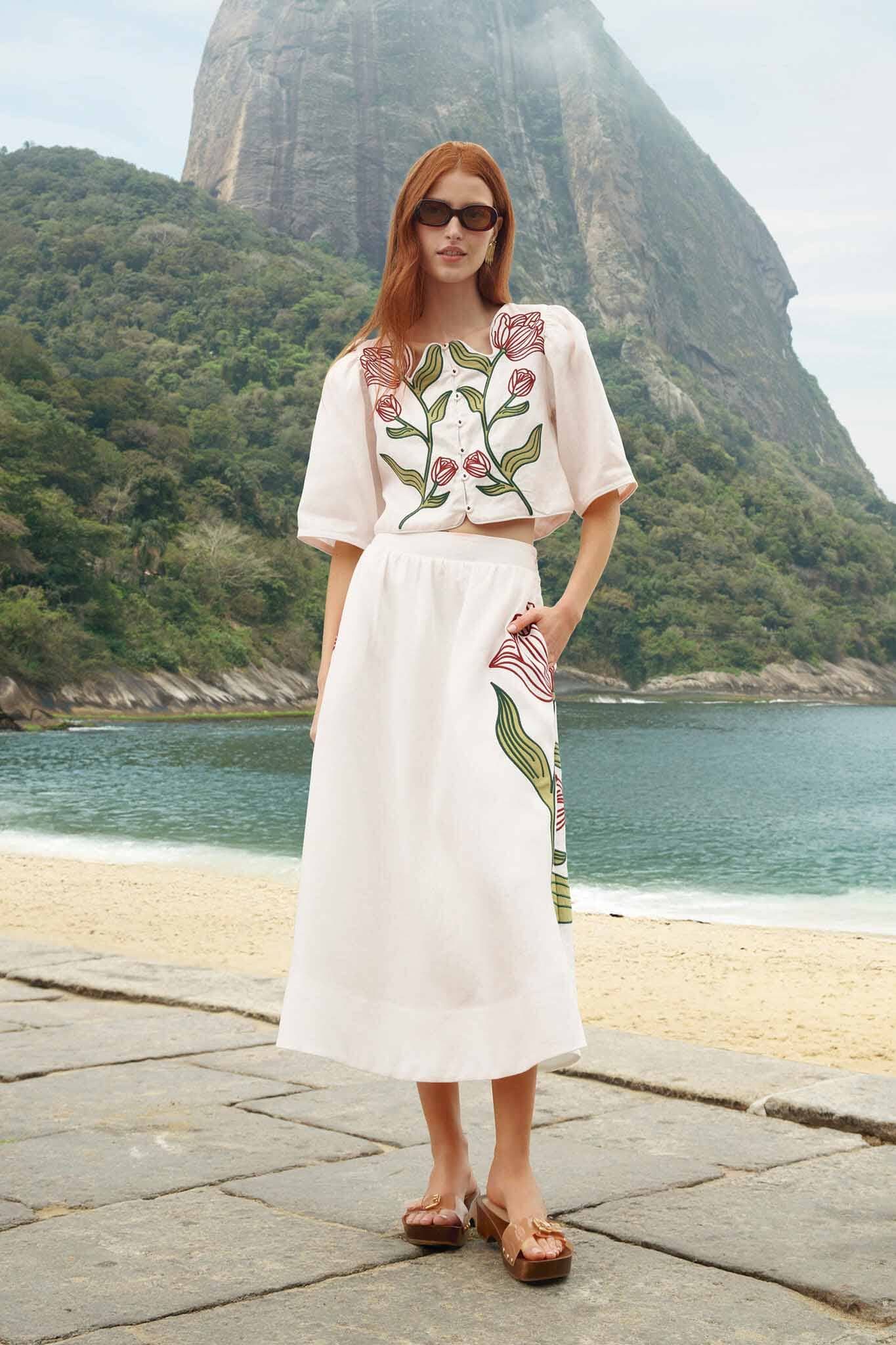 FARM Rio Shop Off-White Flower Embroidered Euroflax Premium Linen Midi Skirt