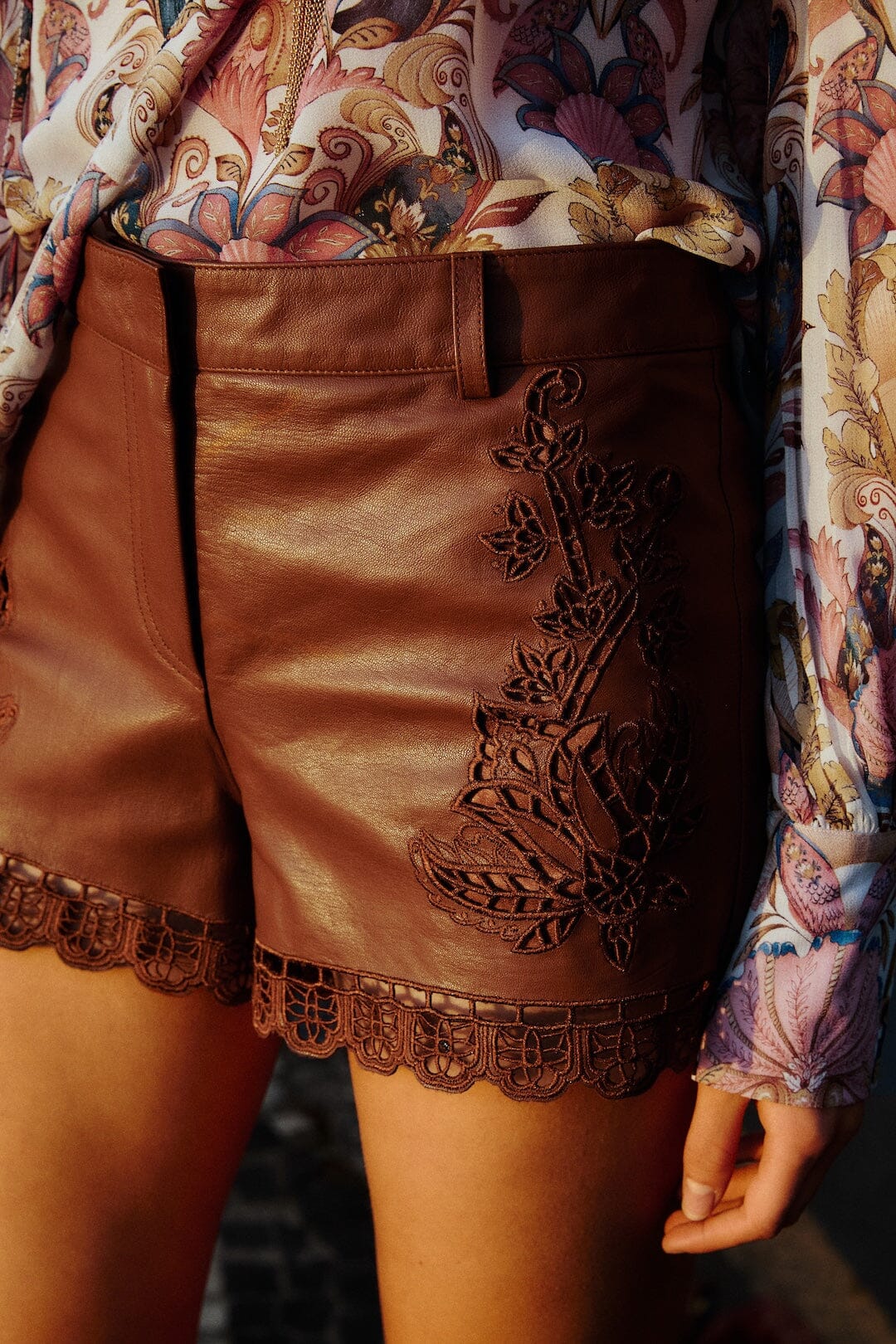 FARM Rio Shop Caramel Richelieu Belt Loops Leather Shorts