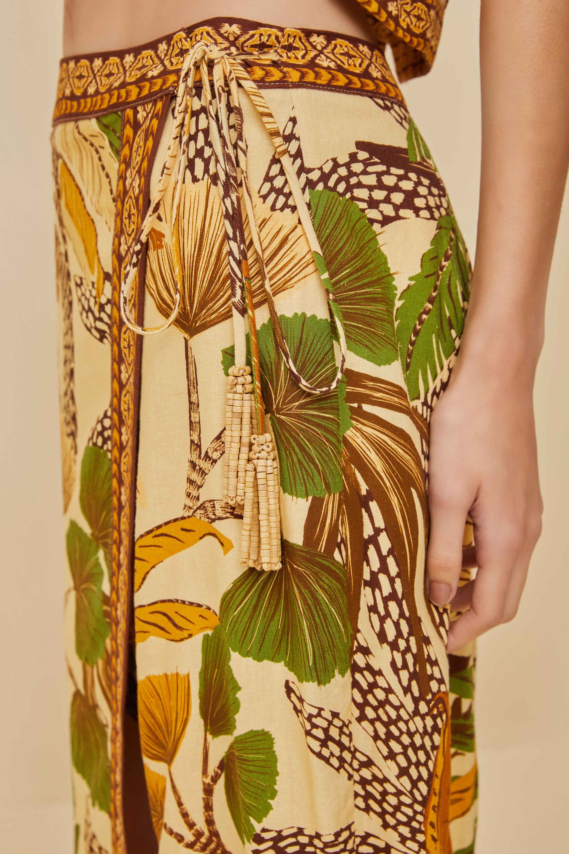 FARM Rio Sale by Type|Shop Sand Foliage Sketch LENZING™ ECOVERO™ Euroflax™ Midi Skirt