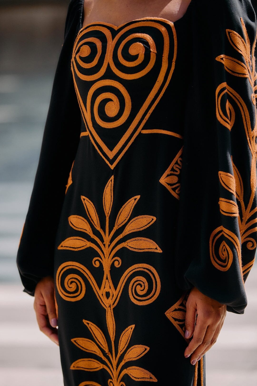 FARM Rio Sale Dresses Black Cornely Ainika Embroidered Heart Midi Dress
