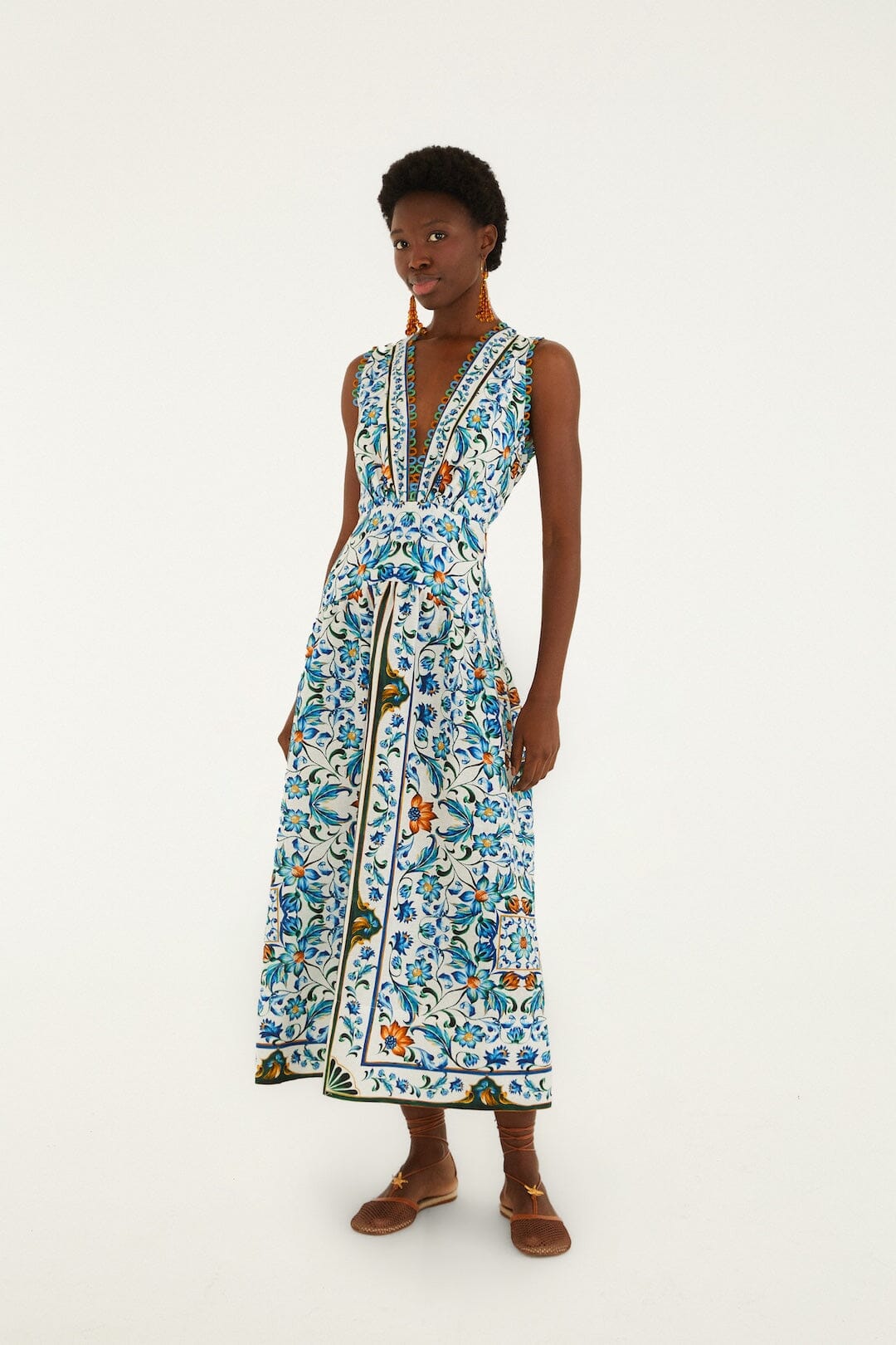 FARM Rio Shop Off-White Flora Tile Scallop Euroflax Premium Linen Maxi Dress