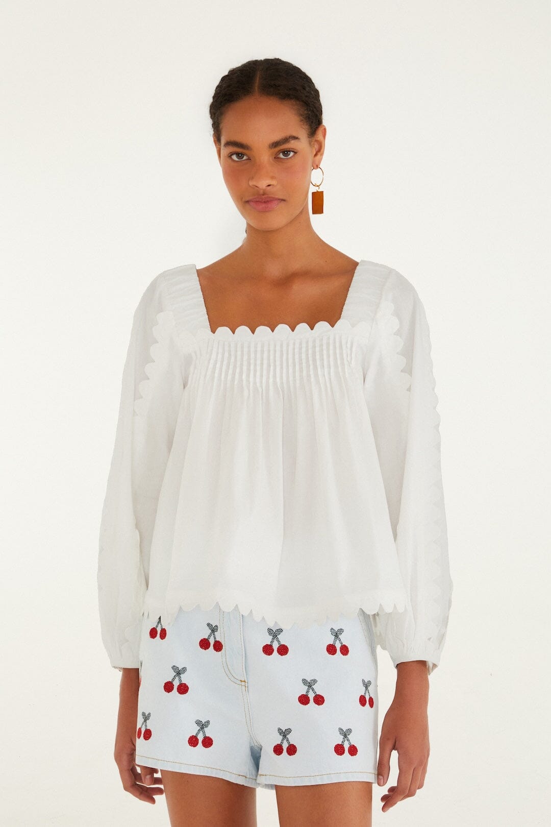 FARM Rio Shop Off-White Long Sleeve Blouse