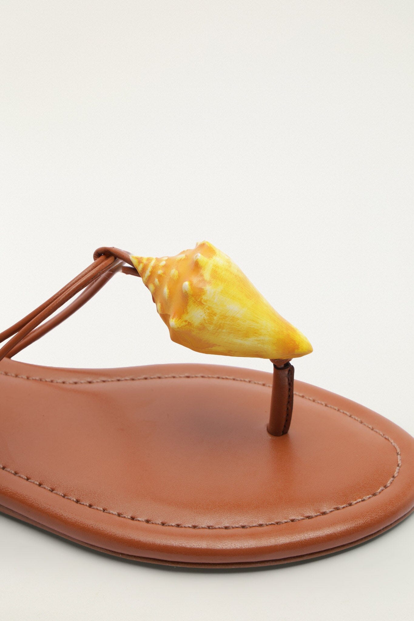 FARM Rio Shop Shell Flat Sandal