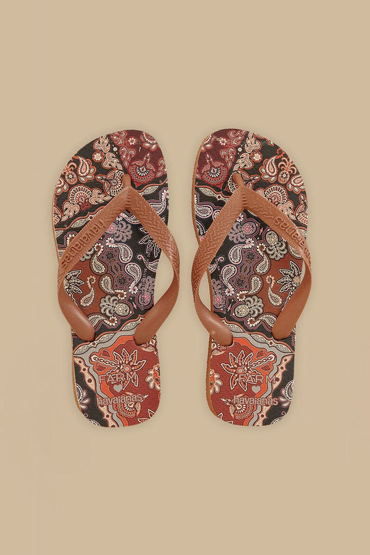 FARM Rio Shop Brown Scarf Havaianas