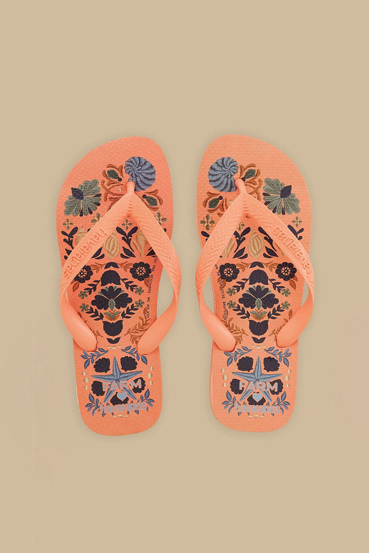 FARM Rio Shop Seasheel Tapestry Havaianas