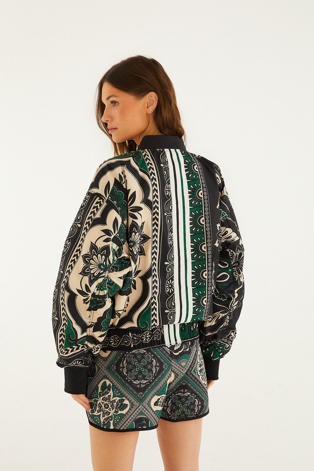 FARM Rio Shop Borboho Scarves Black Adidas Jacket